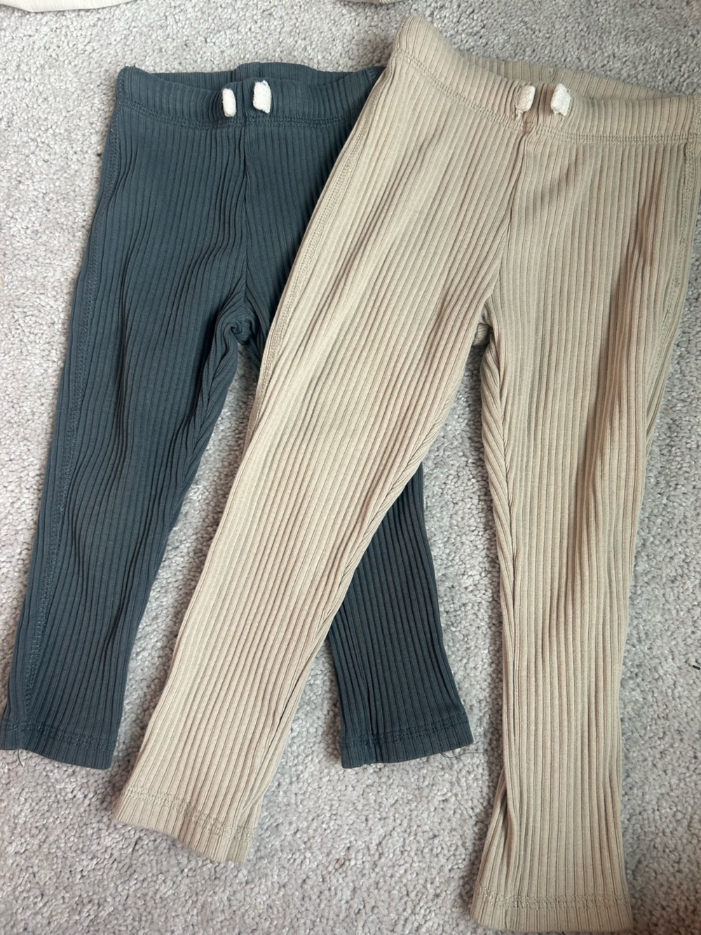 Zara Ribbed Leggings in Beige and Charcoal